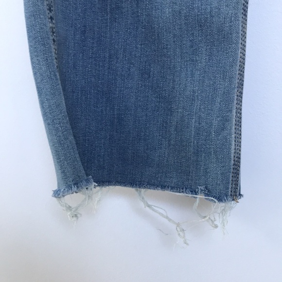 Carhartt Relaxed Fit Cutoff Jeans Women's Size 4 Tall - Picture 3 of 9